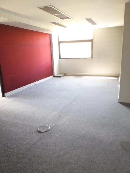 Oficina con Cocheras - Imagen# 13