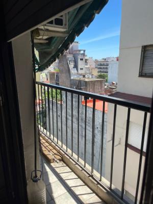 Departamento dos ambientes lateral con balcon - Imagen# 19