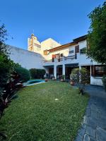 Casa 6 Amb. C/3 Balcones, Fondo, Parrilla, Garage - Imagen# 10